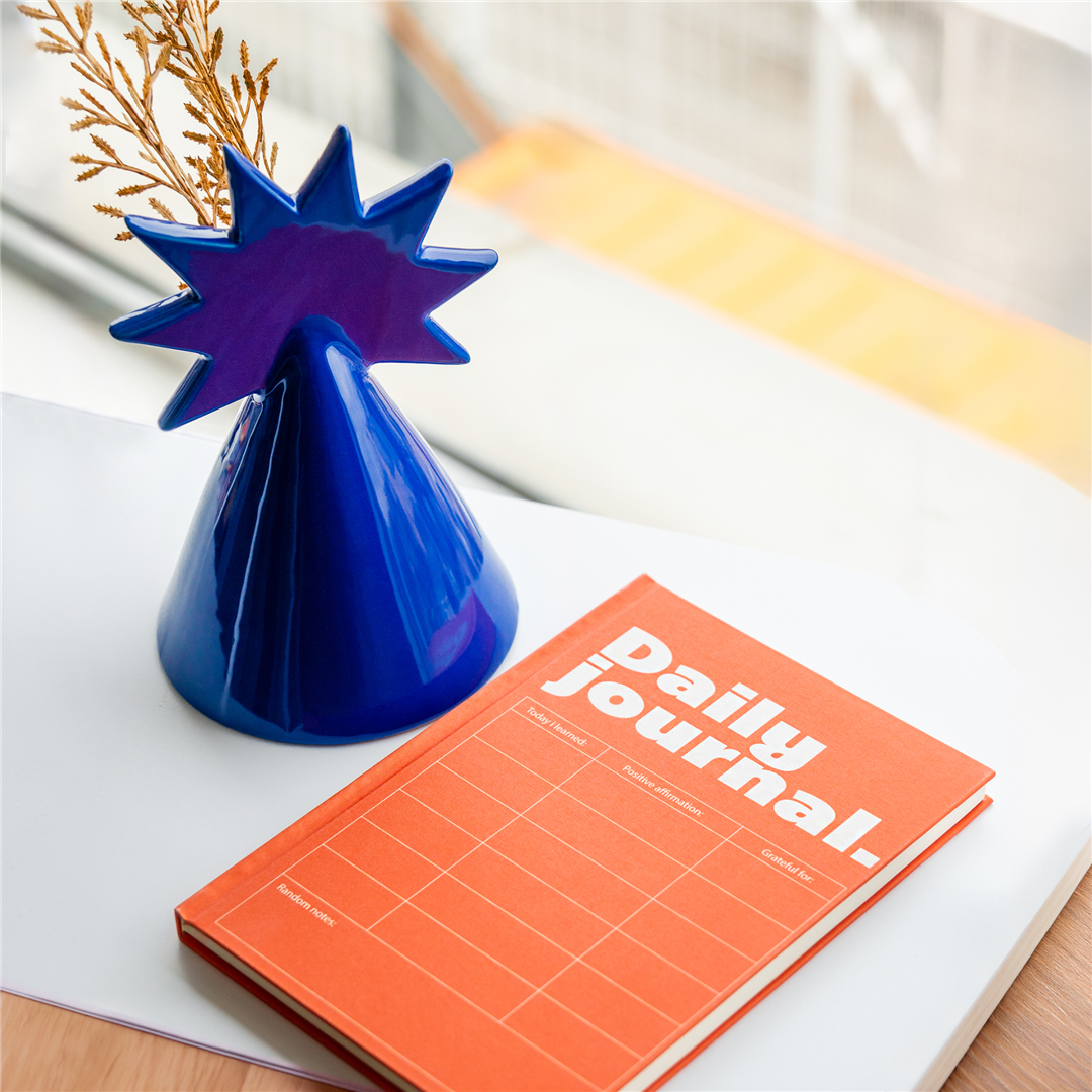 Red Daily Journal A5 Notebook Hello Ferretti — immagine 2