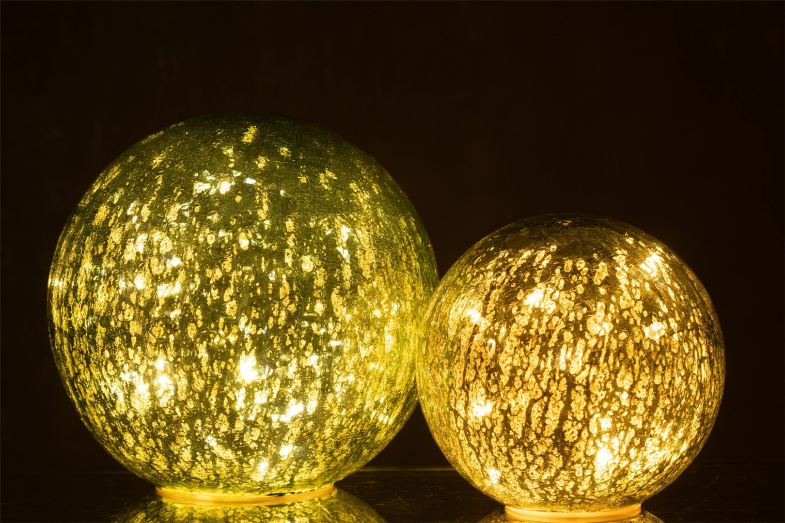 Sfera Vetro D20cm D'Appoggio Con Led Green — immagine 3